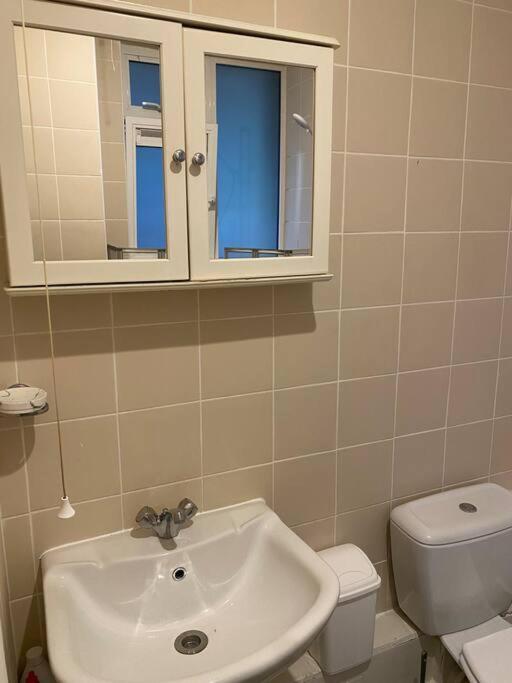 019- Premium Location Bayswater 2 Apartament Londra